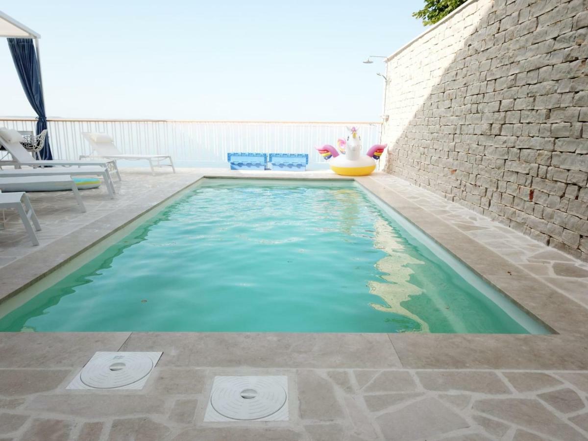 Villa Beline Direct Aan Zee, Verwarmd Zwembad En Sauna Tribanj-Kruscica Exteriör bild