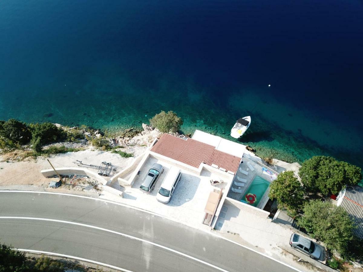 Villa Beline Direct Aan Zee, Verwarmd Zwembad En Sauna Tribanj-Kruscica Exteriör bild